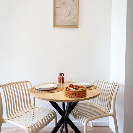 Olive Jardin Privatif Wifi 아파트 *
